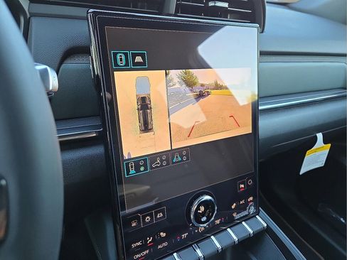 Used 2026 GMC Terrain AT4 w/ Technology Package II image 17