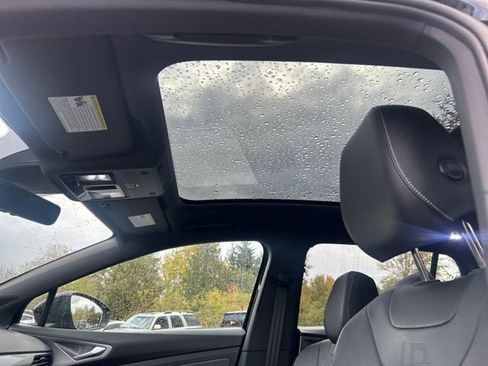 Used 2023 Volkswagen ID.4 Pro S image 29