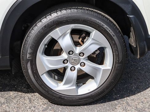 Used 2016 Honda HR-V EX image 9