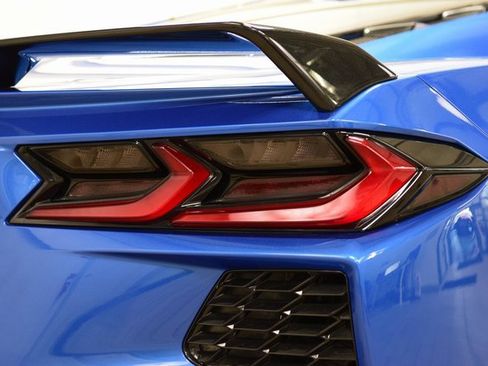 Used 2020 Chevrolet Corvette Stingray Preferred Cpe w/ 2LT Preferred Equipment Group image 18