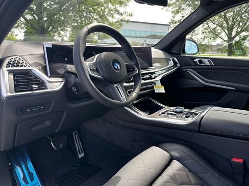 New 2026 BMW X5 M60i image 17