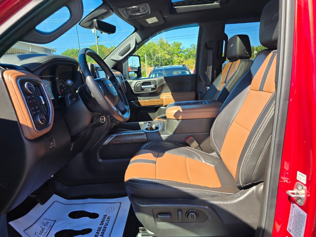 Used 2022 Chevrolet Silverado 2500 High Country AWD/4WD image 12