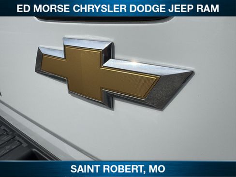 Used 2017 Chevrolet Colorado W/T w/ WT Convenience Package RWD image 11
