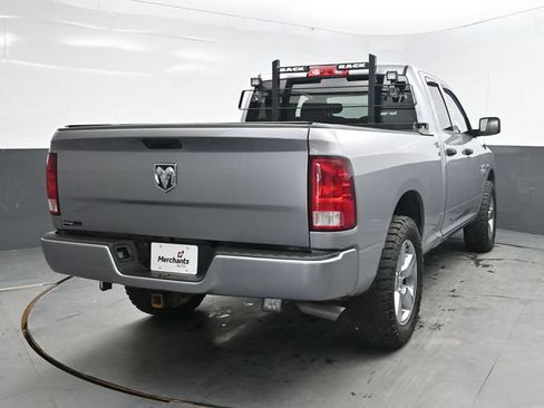 Used 2019 RAM 1500 Express AWD/4WD image 7