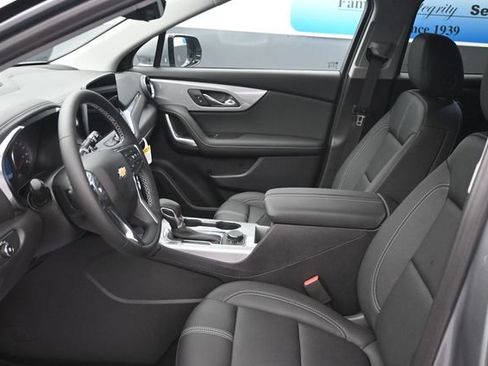 New 2026 Chevrolet Blazer LT w/ LPO, Black Sport Package FWD image 14