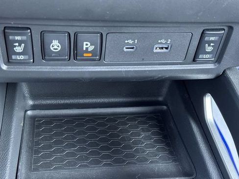 Used 2024 Nissan Frontier SV w/ SV Convenience Package RWD image 21