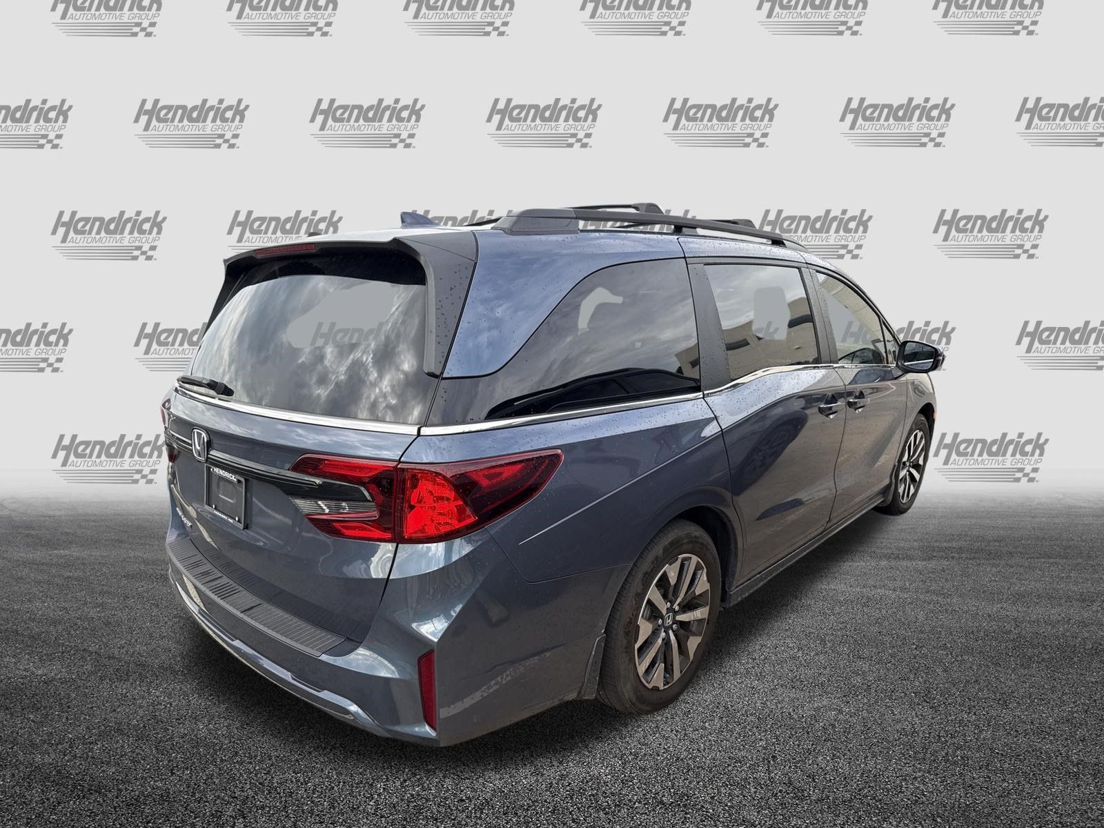 Used 2025 Honda Odyssey EX-L image 10