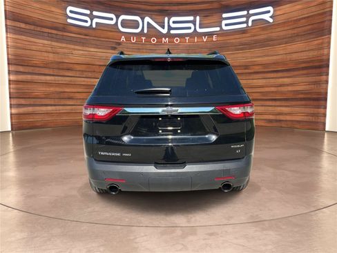 Used 2020 Chevrolet Traverse LT w/ Driver Confidence II Package AWD/4WD image 5