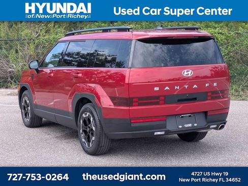 Used 2026 Hyundai Santa Fe SEL FWD image 3