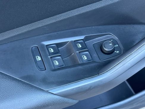 Used 2020 Volkswagen Jetta S image 13