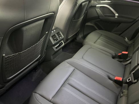 New 2025 Audi Q5 Prestige image 11