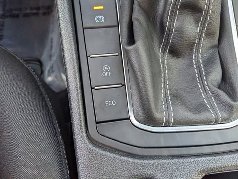 Certified 2025 Volkswagen Jetta S image 26