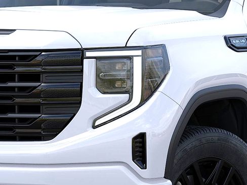 New 2026 GMC Sierra 1500 Elevation image 10