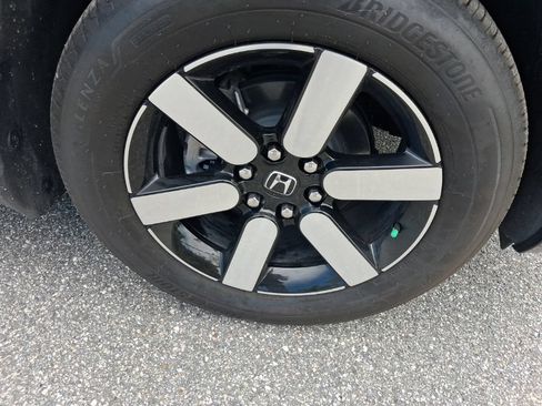 Used 2024 Honda Prologue Touring image 15