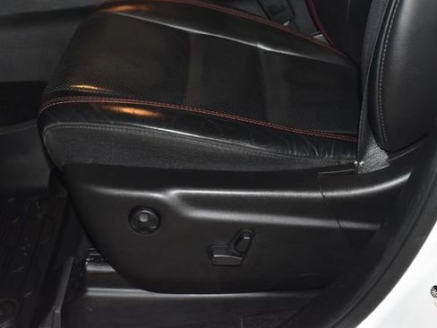 Certified 2024 Dodge Durango GT image 13