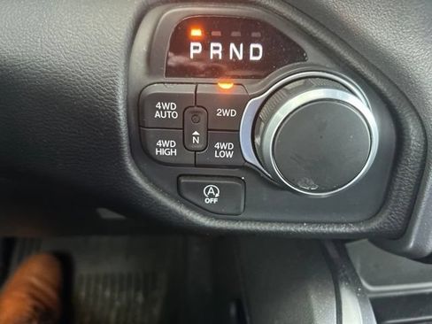 Used 2025 RAM 1500 Big Horn AWD/4WD image 23