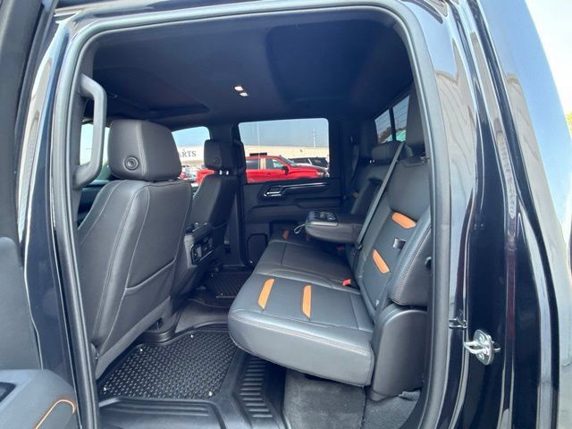 Used 2024 GMC Sierra 2500 AT4 w/ AT4 Premium Plus Package AWD/4WD image 17
