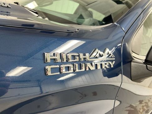 Used 2023 Chevrolet Silverado 1500 High Country w/ Z71 Off-Road Package AWD/4WD image 25