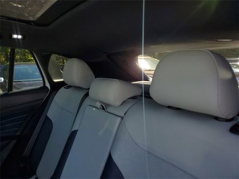 New 2025 Volkswagen ID.4 Pro S image 9