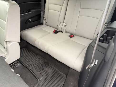 Used 2020 Honda Pilot EX-L image 12