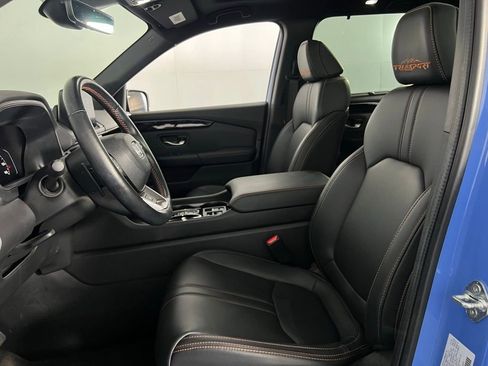 Used 2024 Honda Pilot TrailSport image 21