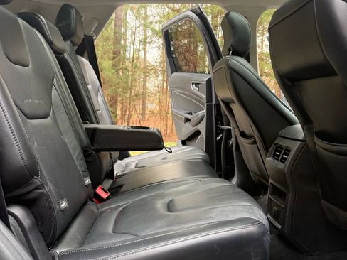 Used 2015 Ford Edge Titanium image 13