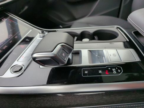 Certified 2026 Audi Q7 3.0T Premium Plus w/ Premium Plus Package AWD/4WD image 28