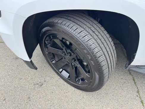 Used 2017 Chevrolet Tahoe LS image 35