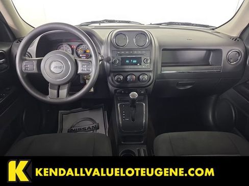 Used 2015 Jeep Patriot Sport w/ Power Value Group AWD/4WD image 14
