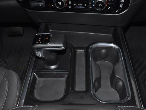 Used 2024 Chevrolet Silverado 1500 LT Trail Boss w/ Convenience Package II image 20