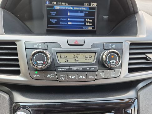 Used 2016 Honda Odyssey EX-L image 22