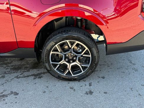 New 2025 Ford Maverick Lariat w/ 4K Tow Package image 42