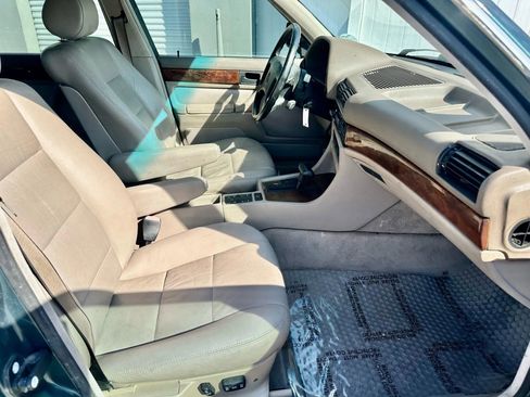 Used 1991 BMW 735iL image 10