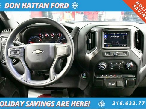 Used 2022 Chevrolet Silverado 1500 Custom image 2