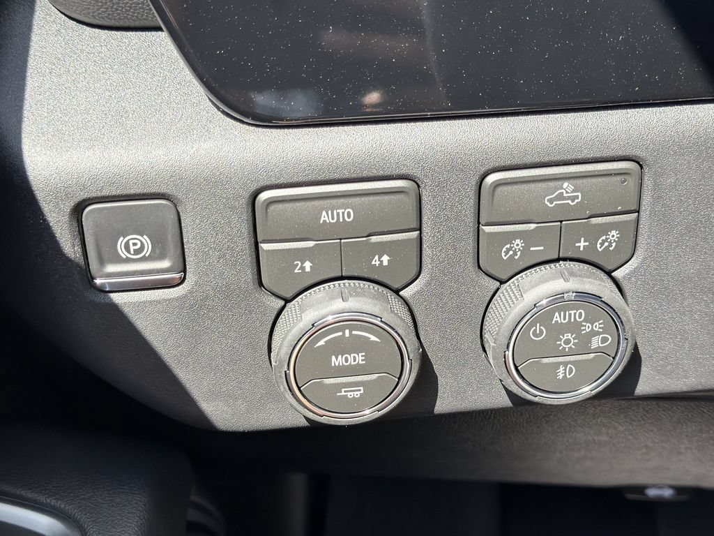 New 2026 Chevrolet Silverado 1500 RST w/ RST Select Package AWD/4WD image 12