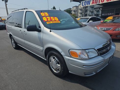 Used 2003 Chevrolet Venture Warner Brothers w/ Security Package FWD image 1