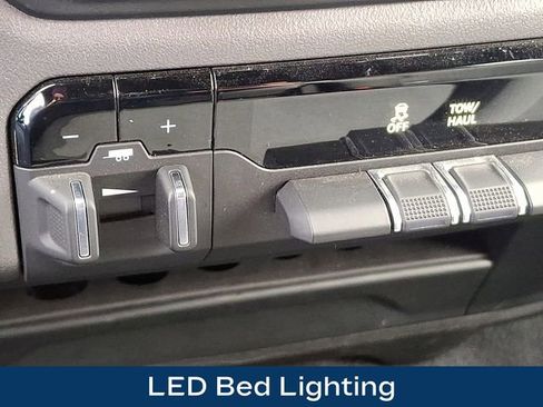 Used 2024 RAM 2500 Big Horn w/ Bed Utility Group image 28