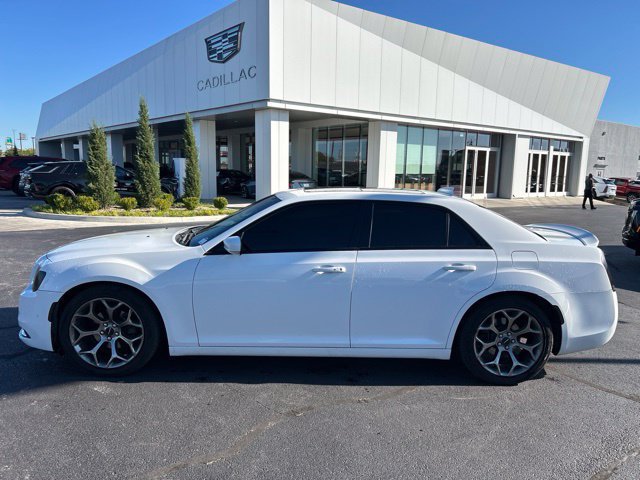 Used 2018 Chrysler 300 S w/ Safetytec Plus Group RWD image 1