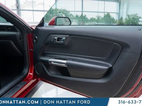 Used 2017 Ford Mustang Convertible RWD image 12