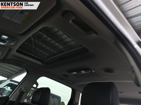 Used 2025 Kia Telluride S image 10