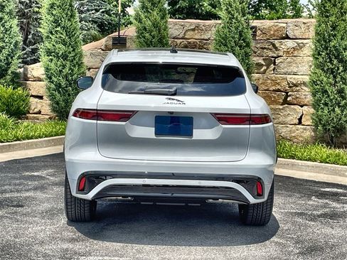Used 2025 Jaguar F-PACE R-Dynamic S image 4