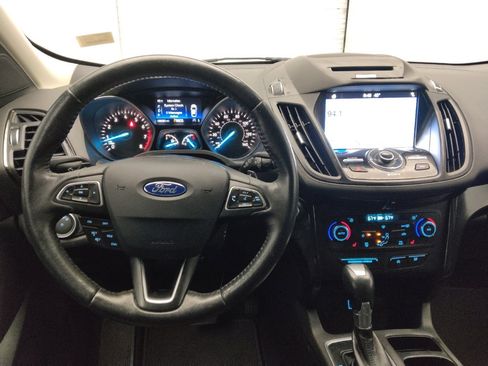 Used 2017 Ford Escape Titanium image 22