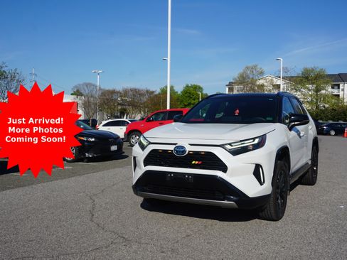 Used 2024 Toyota RAV4 XSE image 1