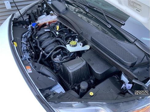 Used 2021 Ford Transit Connect XL image 17