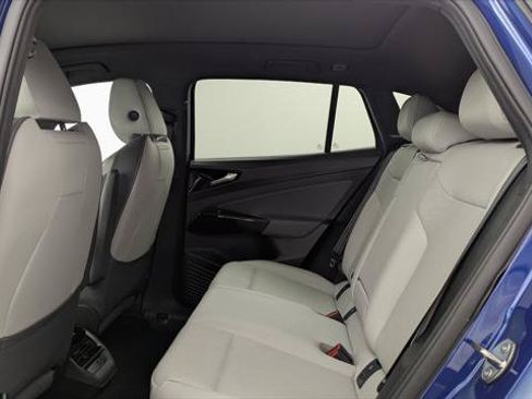 Used 2022 Volkswagen ID.4 Pro S RWD image 17
