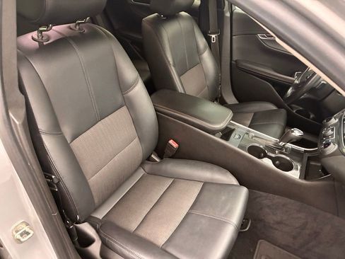 Used 2020 Chevrolet Impala LT image 27