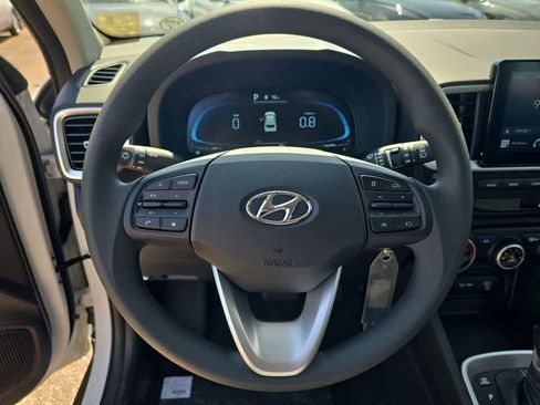 New 2026 Hyundai Venue SE FWD image 22
