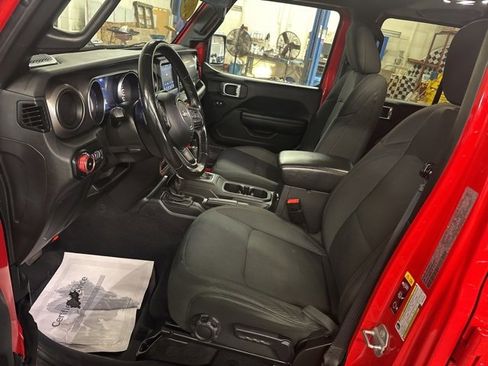 Used 2021 Jeep Wrangler Unlimited Willys image 11