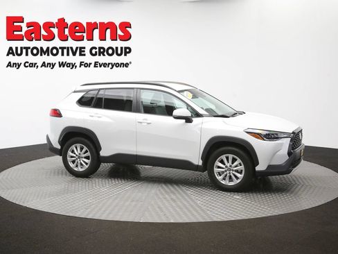 Used 2022 Toyota Corolla Cross LE FWD image 45