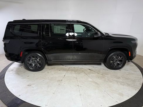 New 2026 Jeep Grand Wagoneer Limited w/ Premium Group II image 8